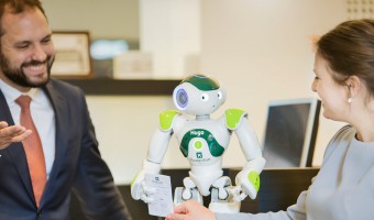 ‘Robots binnen vijf jaar geïntegreerd’