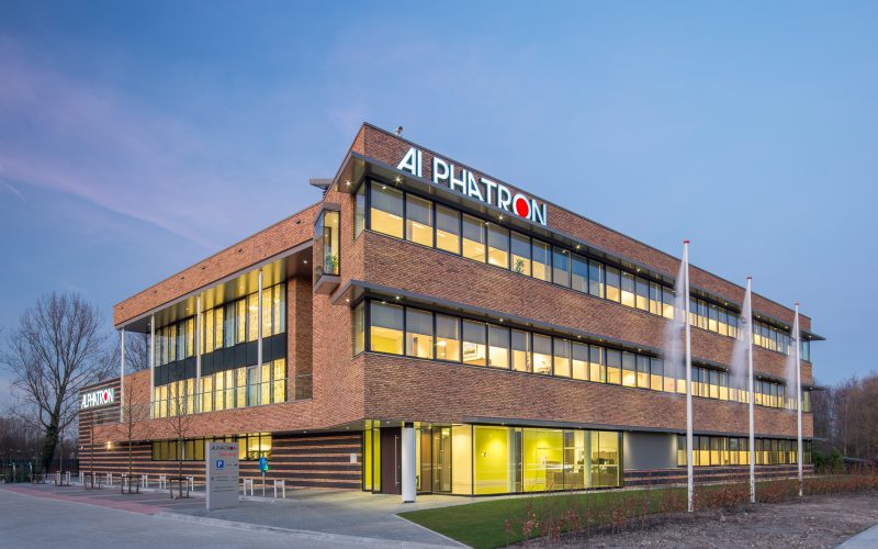 Securitas verstevigt positie met Alphatron